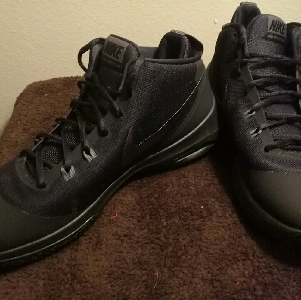 Nike versitile size 13